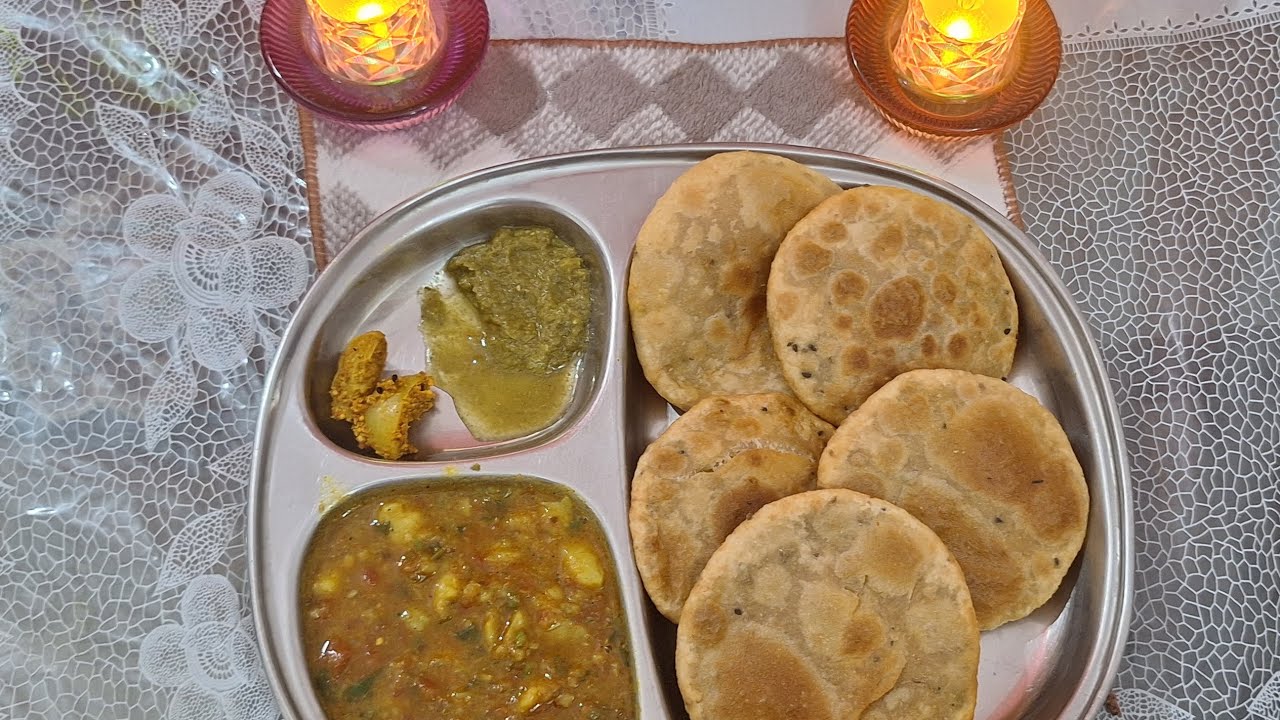 Aloo poori with tamatar and Aloo sabj ka recipe| Aloo puri bhaji| Halwai style recipe 