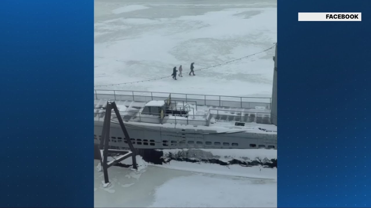 Pittsburgh EMS chief urges public to stay off frozen rivers
