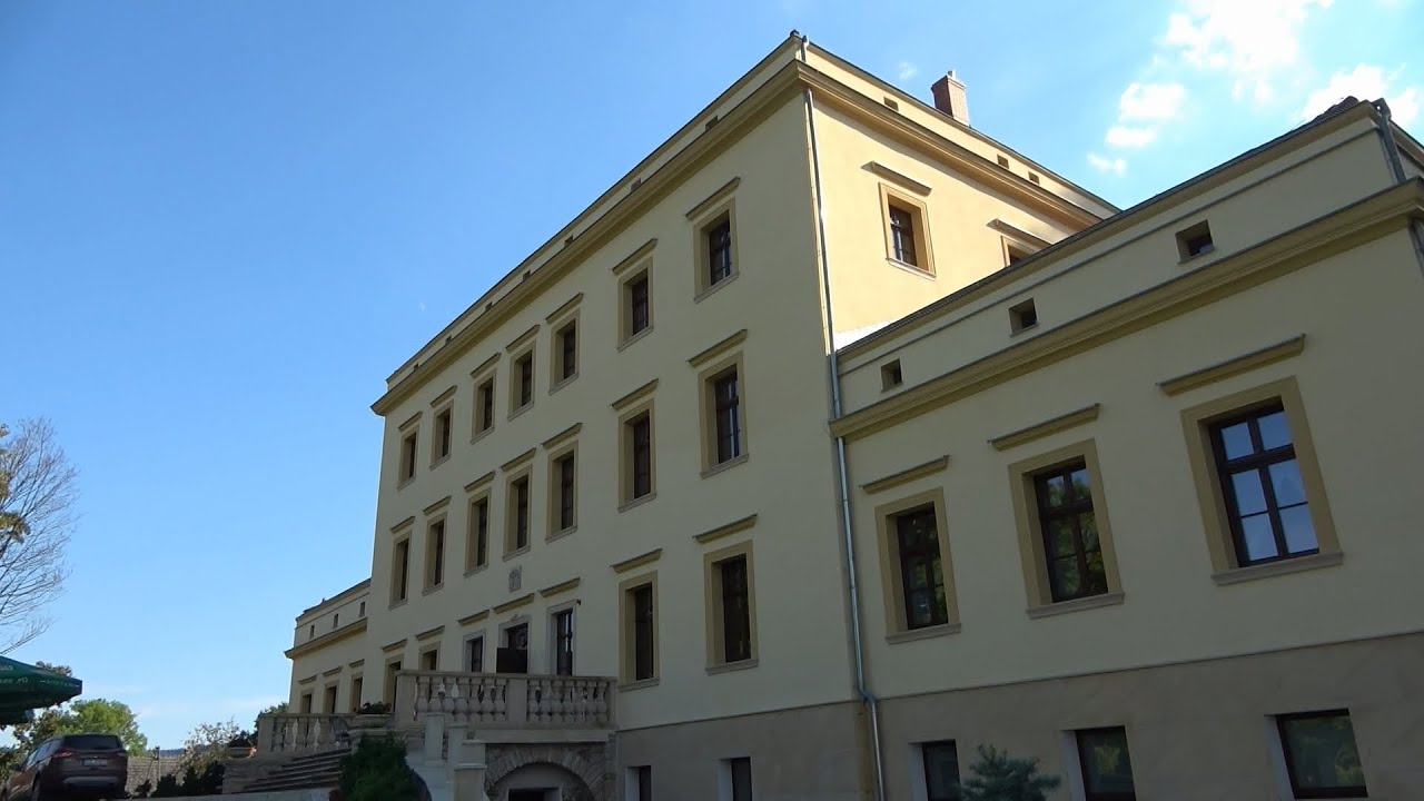 PAŁAC W LUBIECHOWEJ - MAGICZNE MIEJSCE Z DUSZĄ I WYŚMIENITĄ KUCHNIĄ - OPROWADZA ZBIGNIEW MOSOŃ