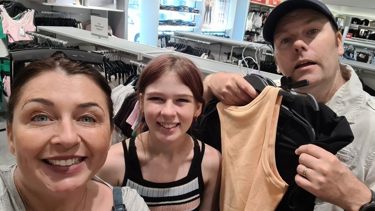 TIGEREN🤗SHOPPER TØJ TIL MALLE I NYKØBING FALSTER BY 🤗