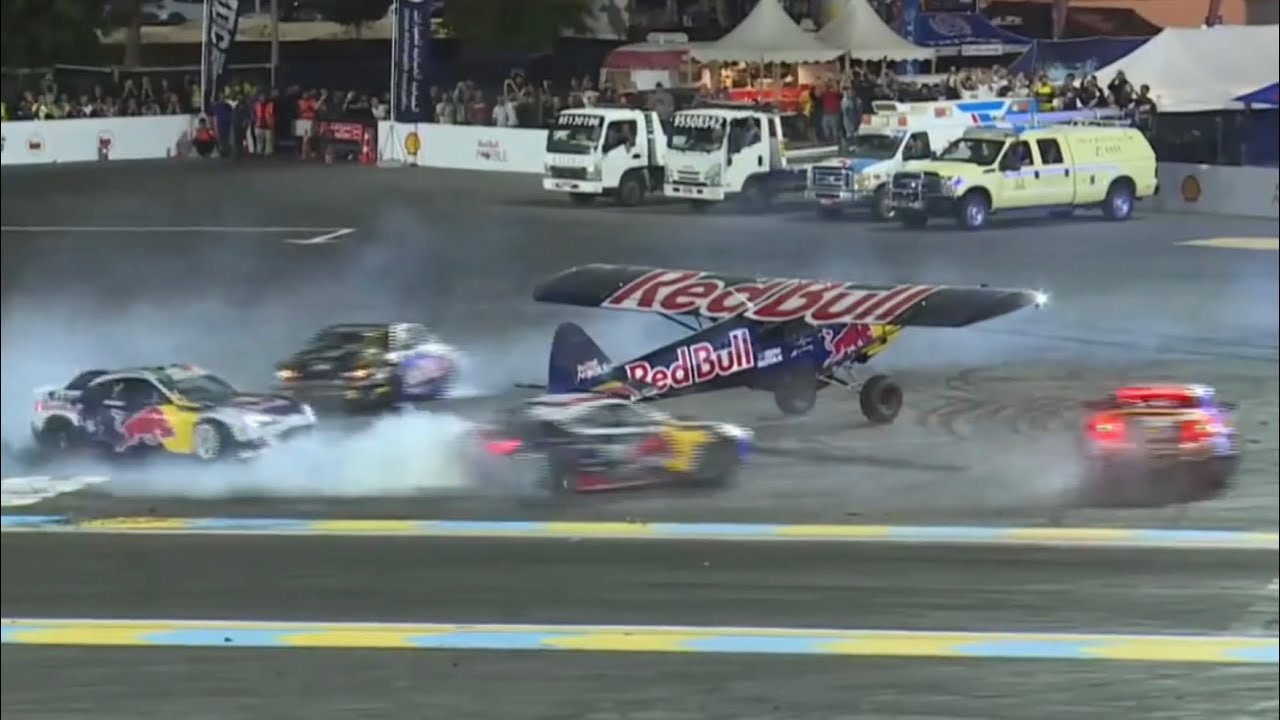 Red bull insane drift show at OIDC 2026 #oidc #drift #redbull 