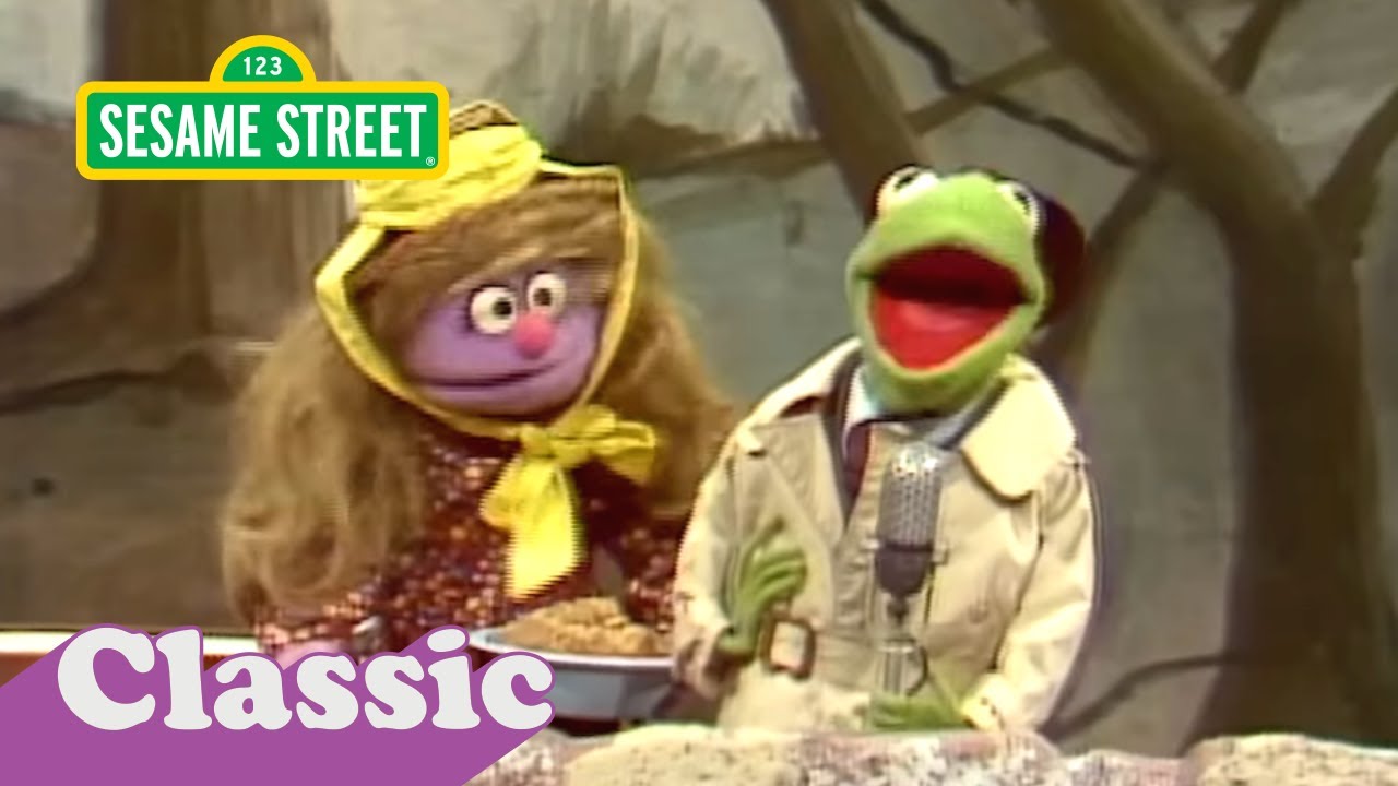 Kermit News: Little Ms. Muffet | Sesame Street Classic