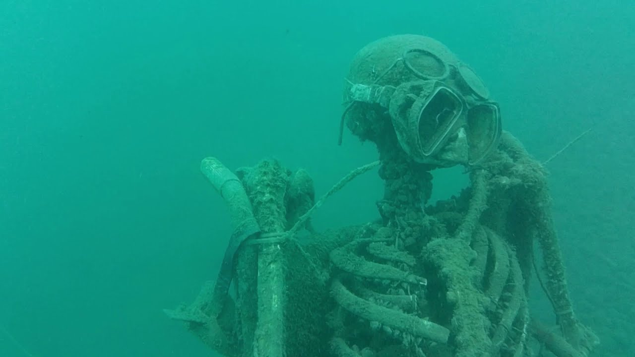 Čierna voda - Potápanie v Aquarea(Veľké Úľany) - potápění s kapry, amury, candáty a štikami - (SK)