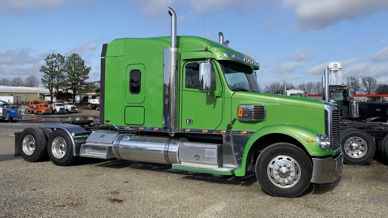 2020 Freightliner Coronado 3406E Cat Glider kit midroof