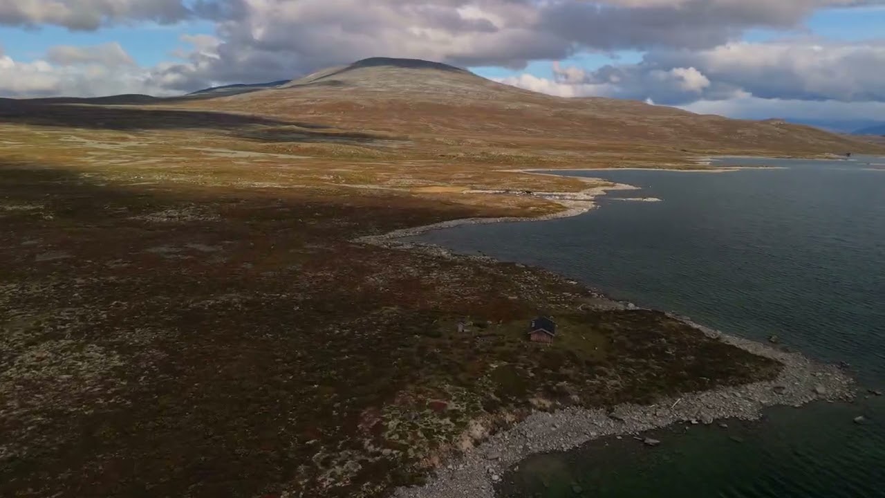 Norwegian nature: Aursjoen /Skjåk/Norway 13,09,2025 #droneshots #norwegiannature #djiair3