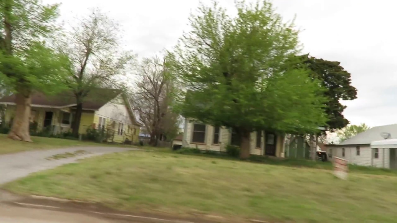 Driving through Fort Cobb in Oklahoma !