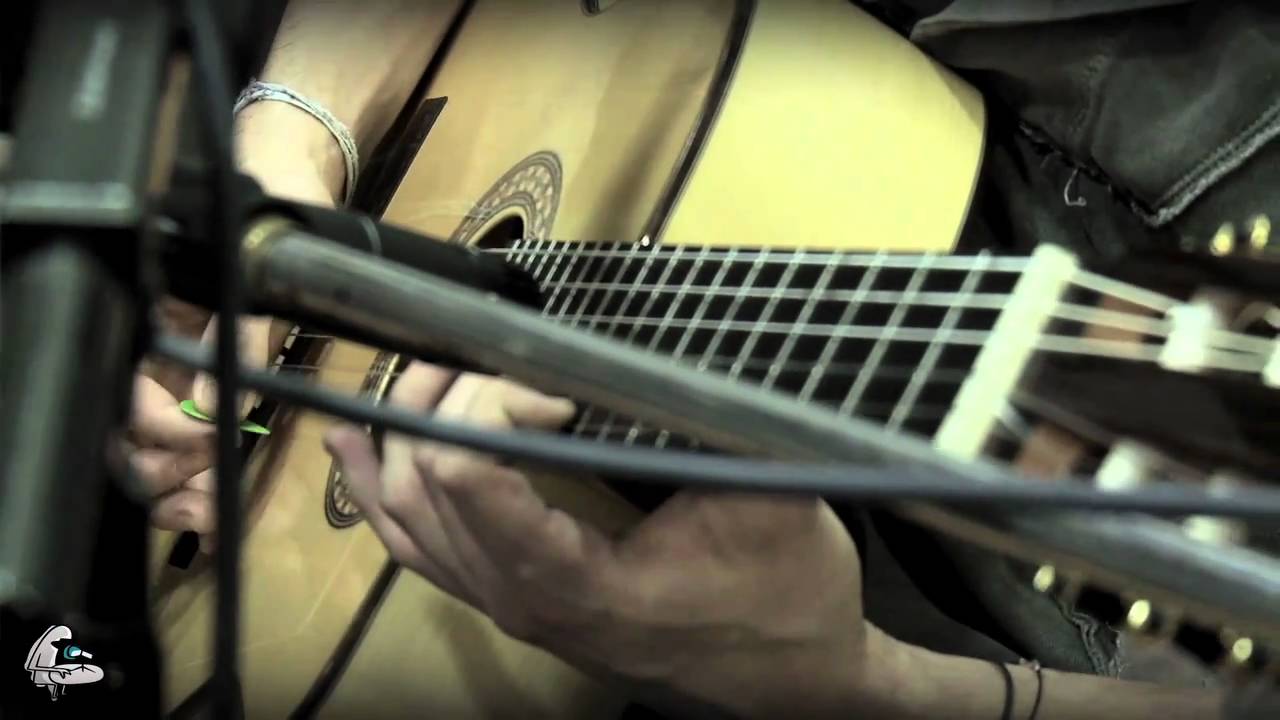 Born 54 - Al teu costat