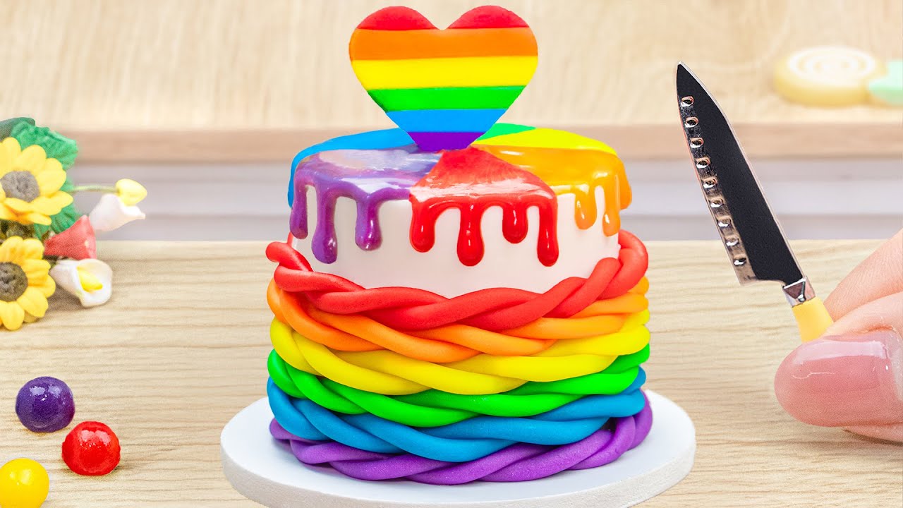 Fascinating Mini Rainbow Chocolate Cake Recipe 🍫🌈 | Fun KitKat Cake Decorating Tutorial