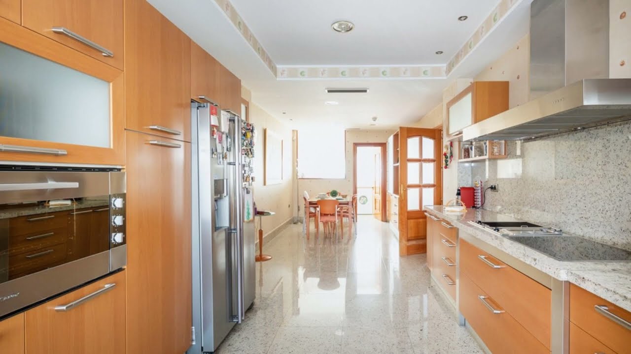 A la venta Chalet de lujo en Granada - Ref. 14215