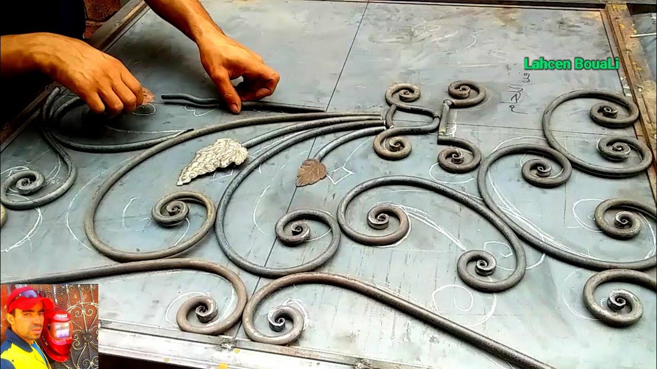 طريقة تشكيل باب شباك حديدي | باب شبابيك حديد مزخرف ، @welding-art-iron