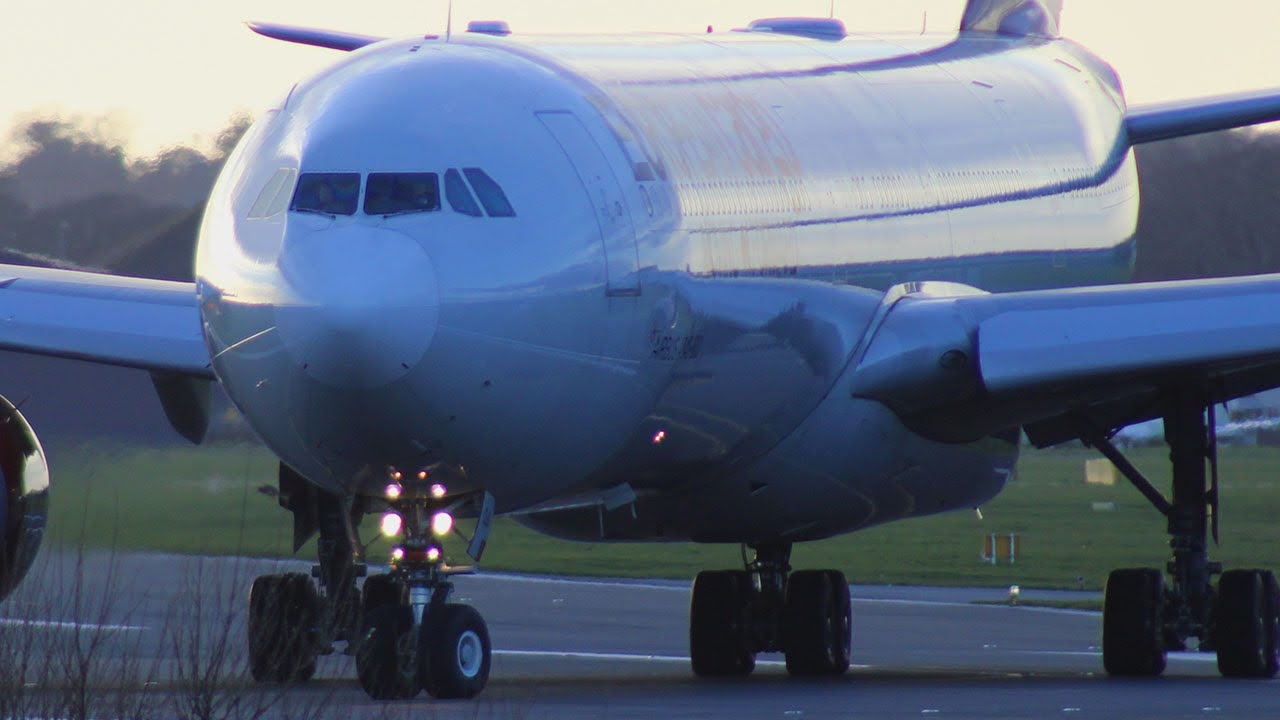 Beautiful A346 roars out into bright sunset 🌅 
