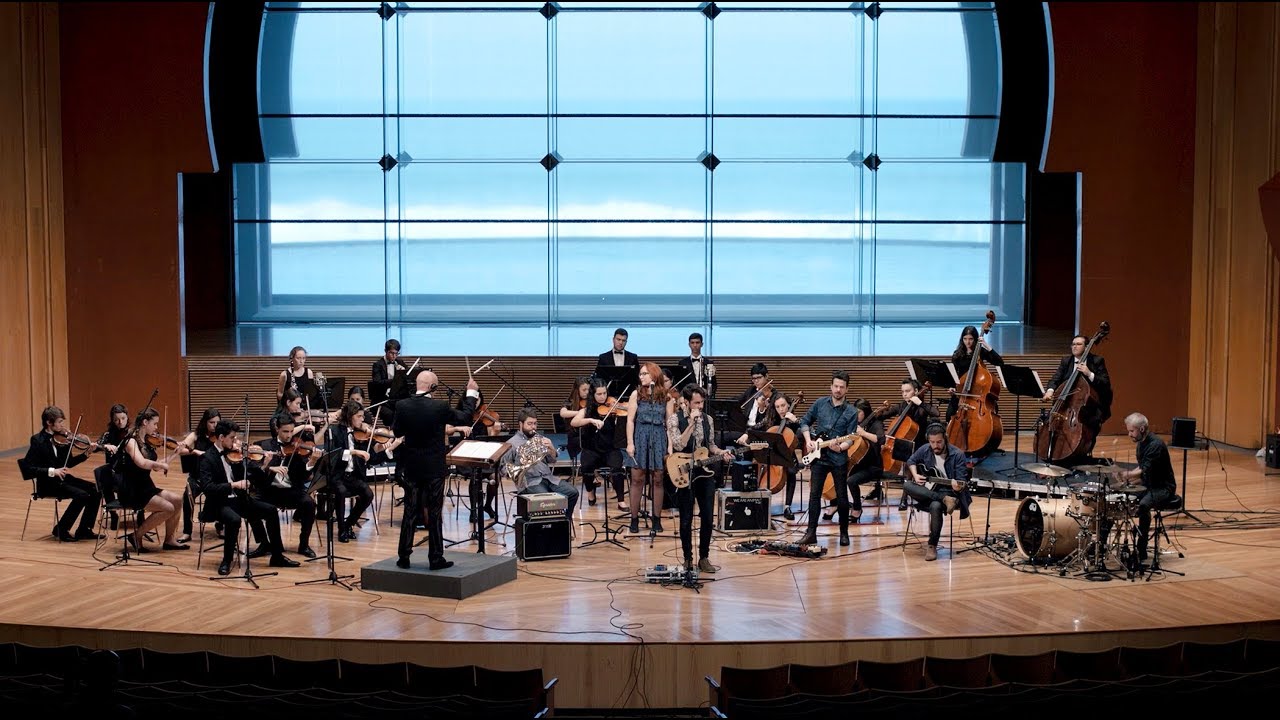 The Good Company - Live at Alfredo Kraus Auditorium | Supreme Grey