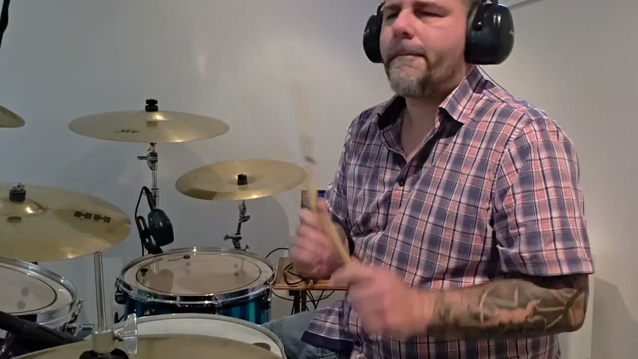 Old Brown Show Cover Video