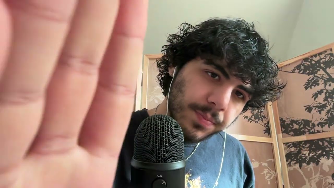 ASMR Mouthsounds and Handmovements (Visuals)