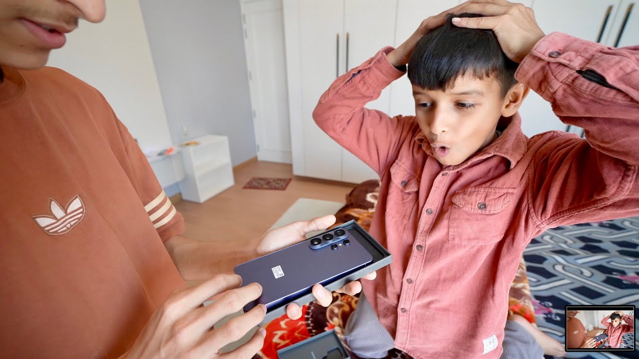  New Phone For Piyush 😍 Kunali Ko Bhi Chahiye 