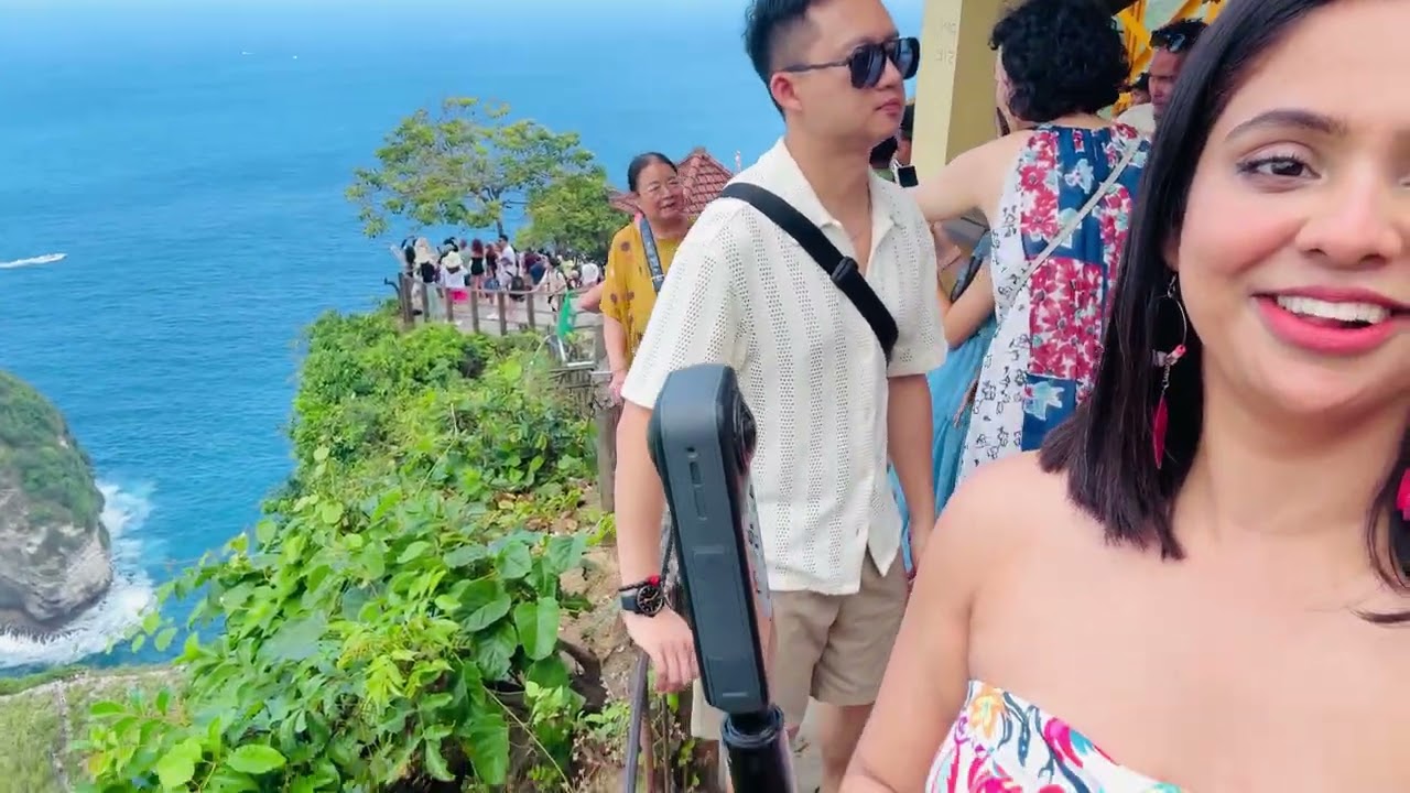 Marathi Mulgi in Bali 🇮🇩 | Family Trip Madness 🌴 | Full Vlog on Mrudula Khaire