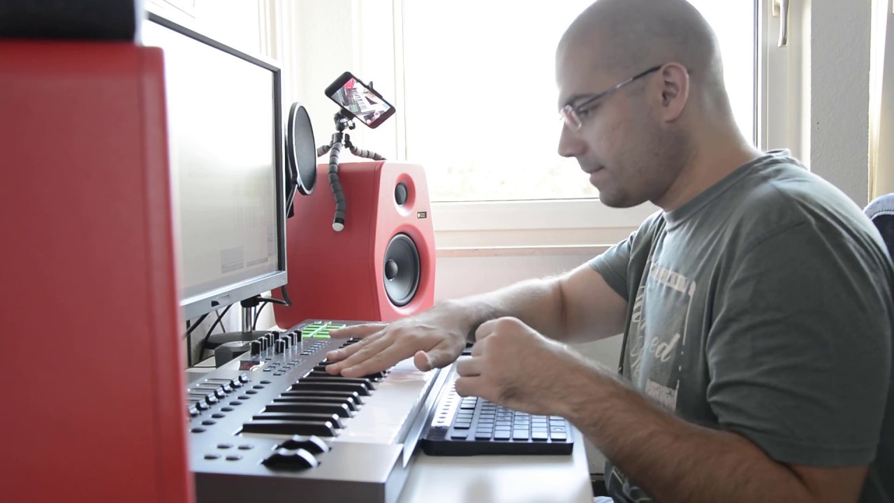 Victa Beats - Poison - Beat Making Video