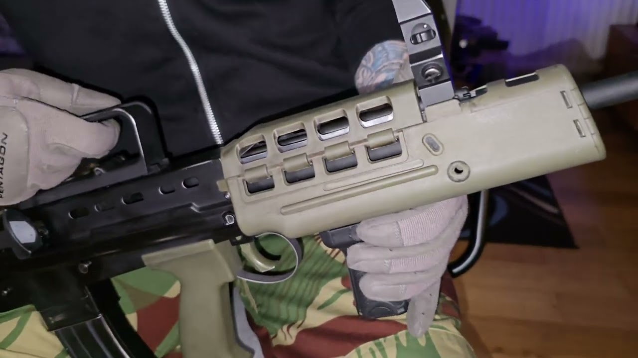 Awesome airsoft - SA80/L85 gas blowback is a beast! 