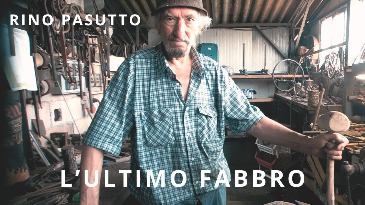 Il fabbro artigiano del ferro antico mestiere di una volta lavorazione del ferro l' arte di Rino
