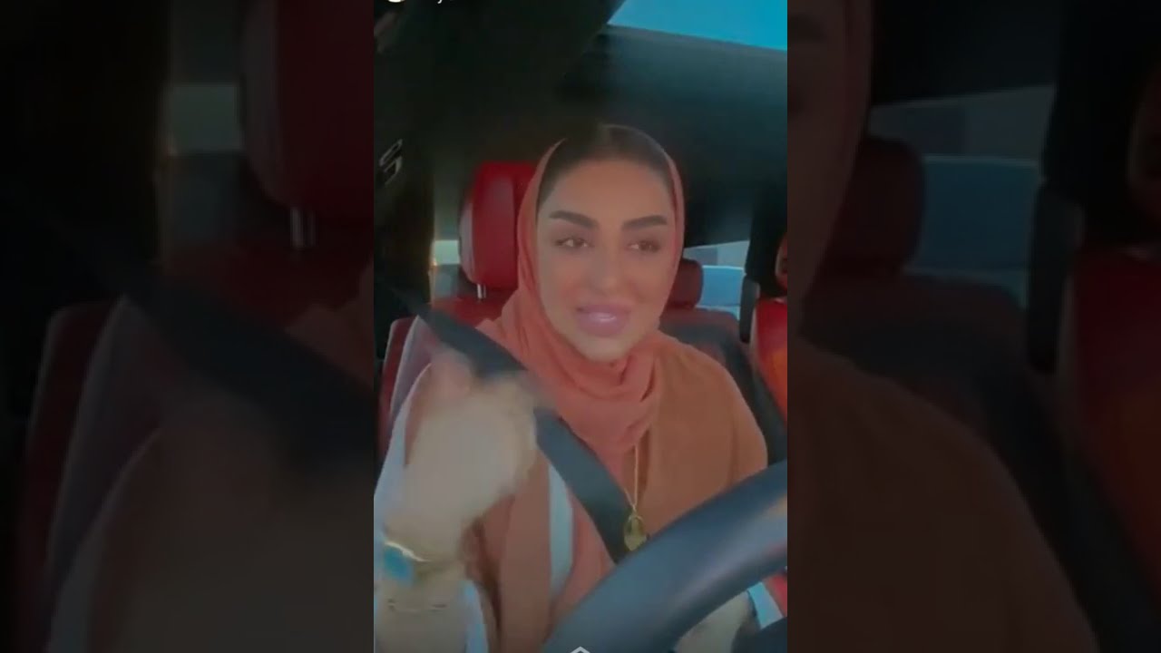 أمل الأنصاري تحتفل بالعيد الوطني السعودي