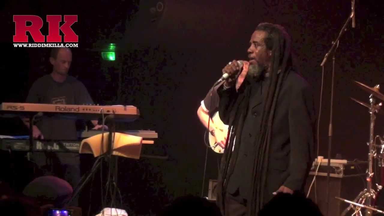 Half Pint live in Paris 2013 (2013.07.21 - Petit Bain) backed by nucleus Roots Band
