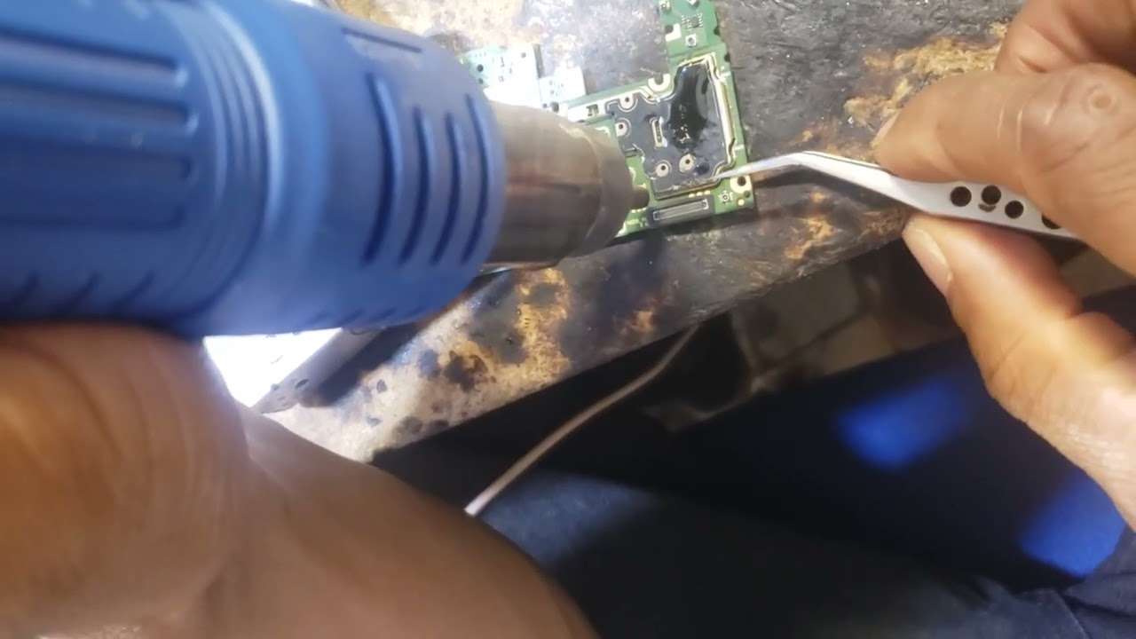 Spark 8 water damage only charging light