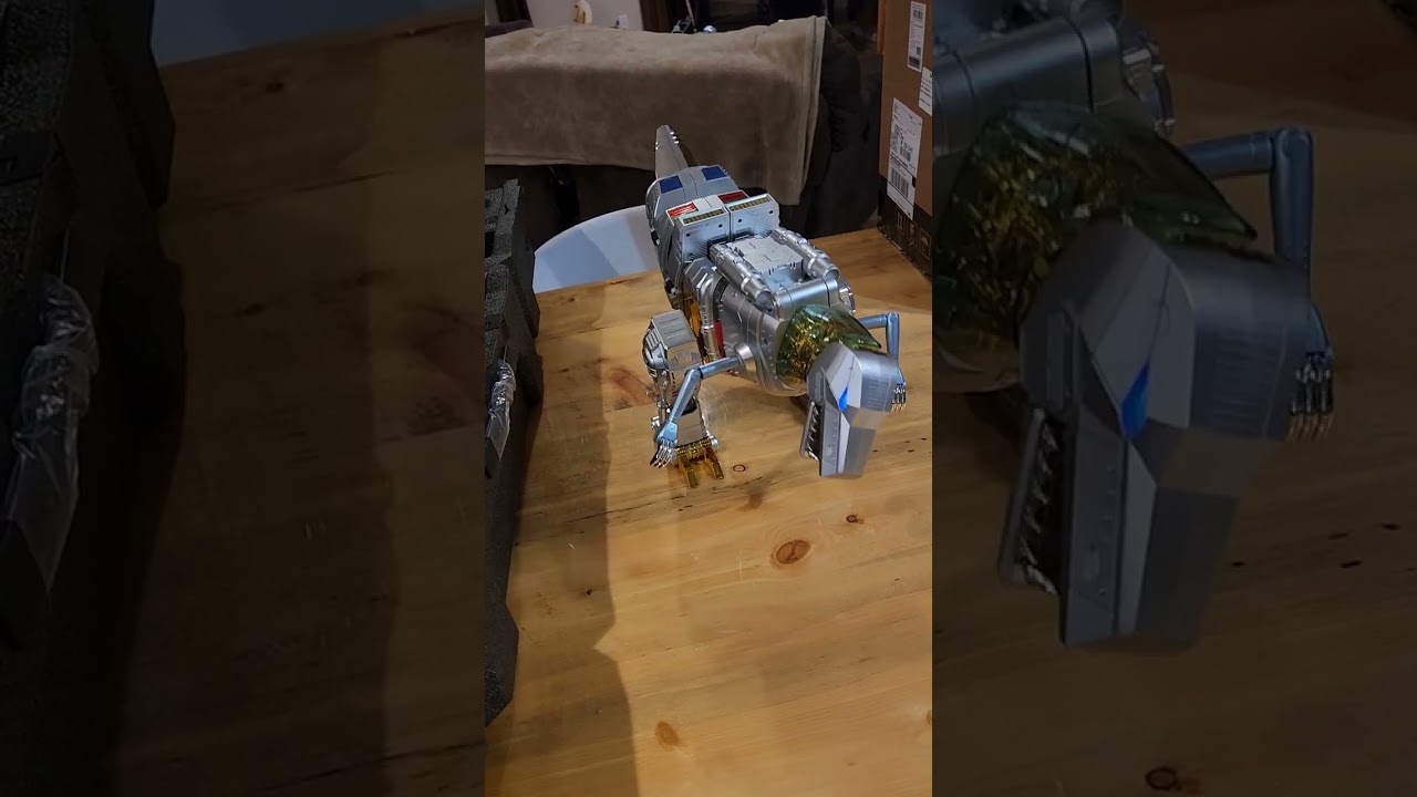 Robosen Grimlock is here!