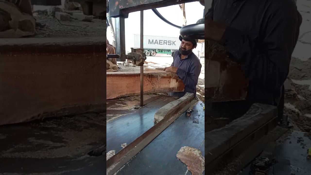 Wod Cutting#Hadwark #bandsaw#woodcutting#asmrwood#satisfyingvideoWood cutting business