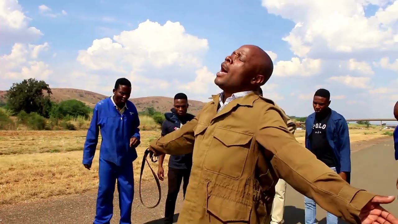 Sammy T wa Motlokwa  : MODIMO RE BOKA WENA