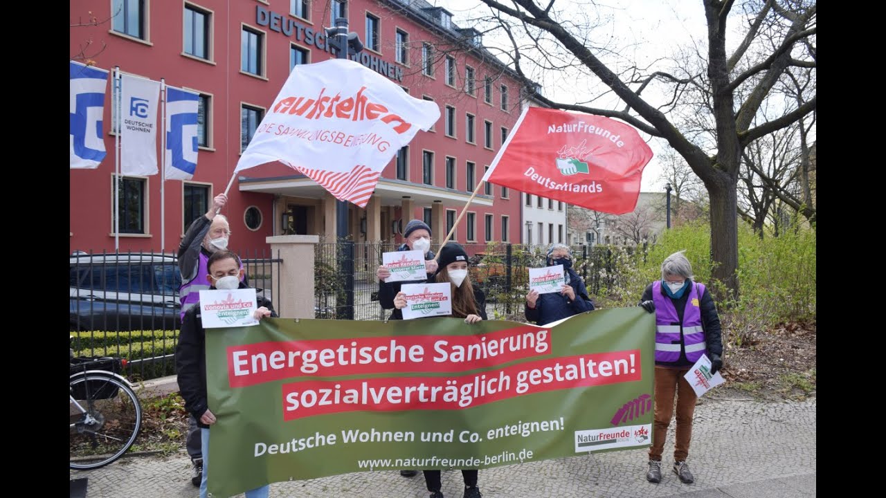 NaturFreunde Berlin: Fotoaktion vor Deutsche Wohnen Zentrale