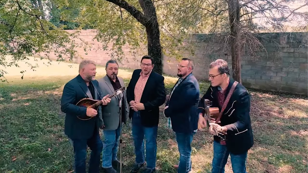 I Want To Know More About My Lord – Joe Mullins & The Radio Ramblers  [Official Bluegrass Video)