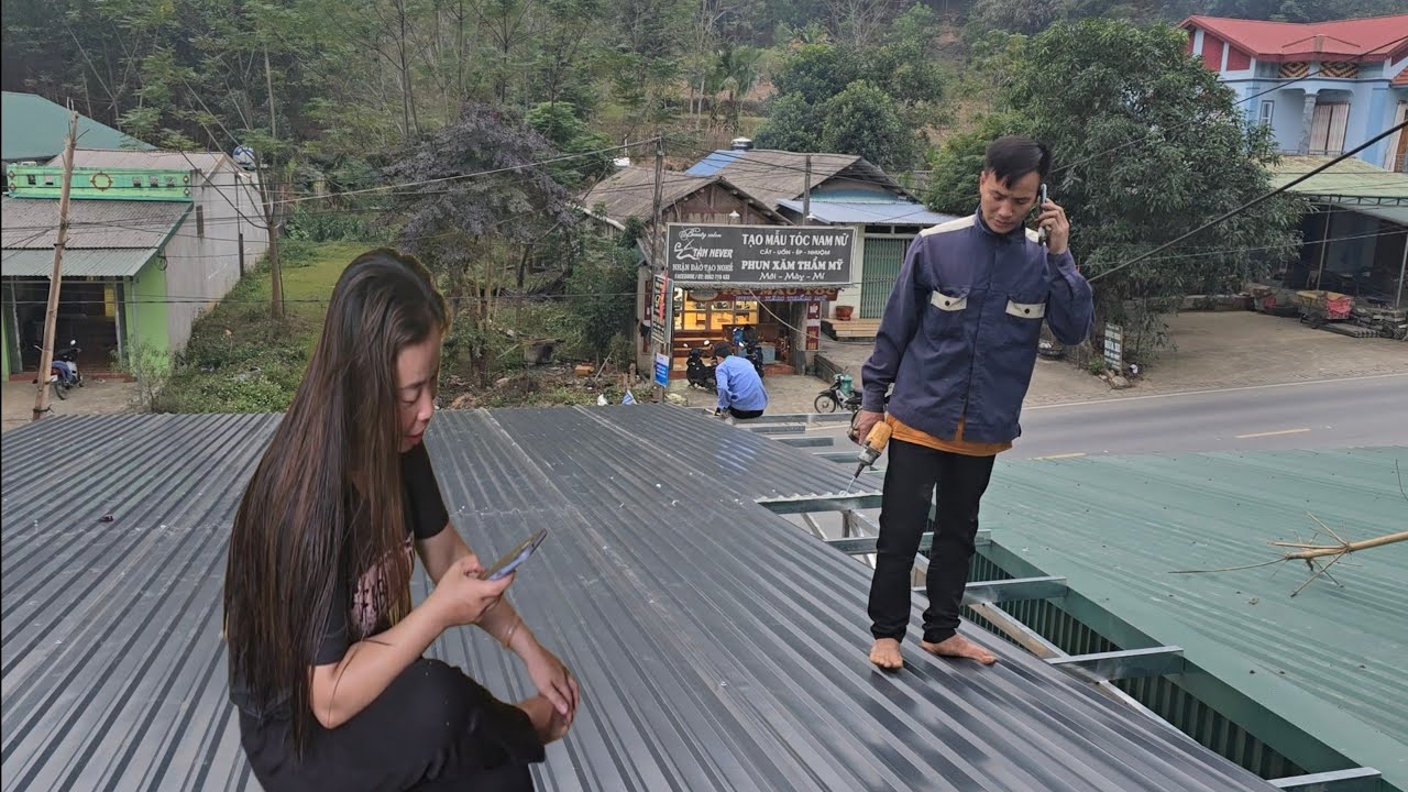 The project was unfinished, the girl called back.  @ Loan daily work