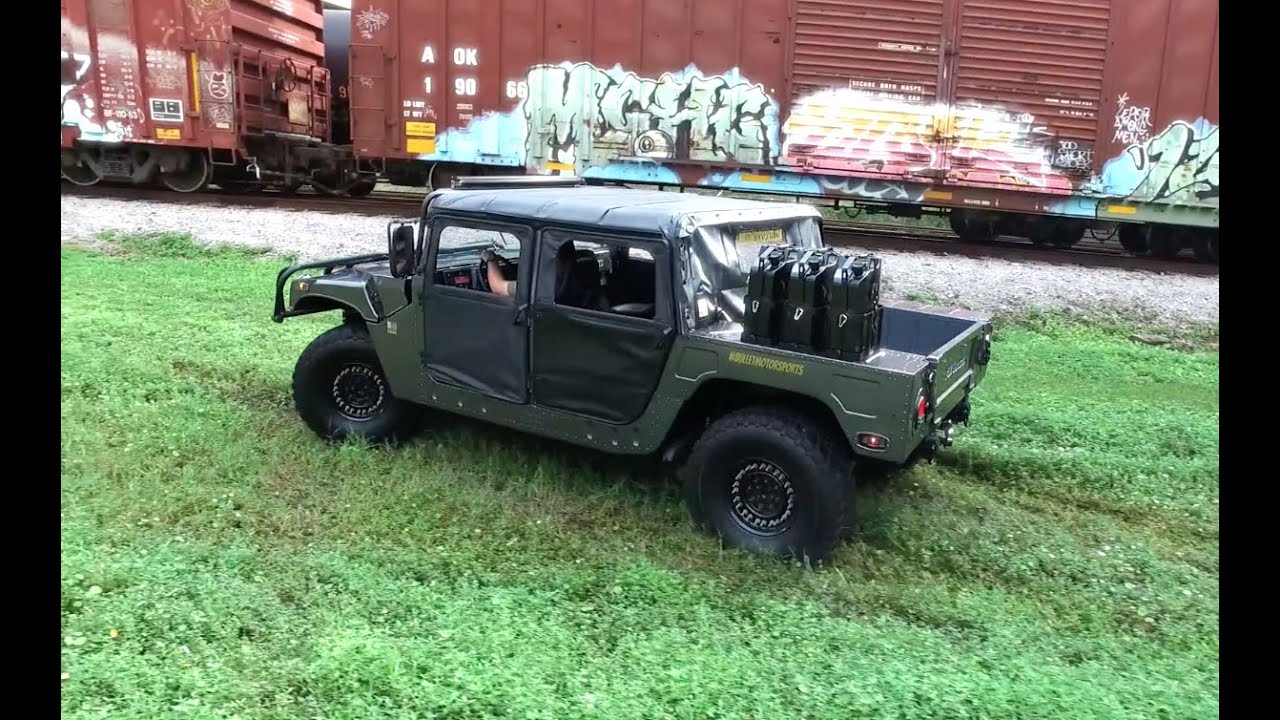 AM General Humvee in the Jungle Test Offroading