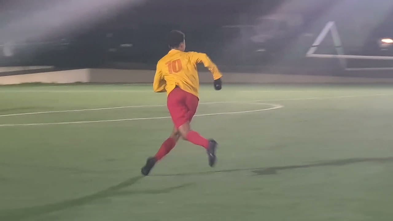 seniors r3 de morangis , 45 min de jeu triplé 16 ans tu me parle pas d age, tes pas content ? TRIPLÉ