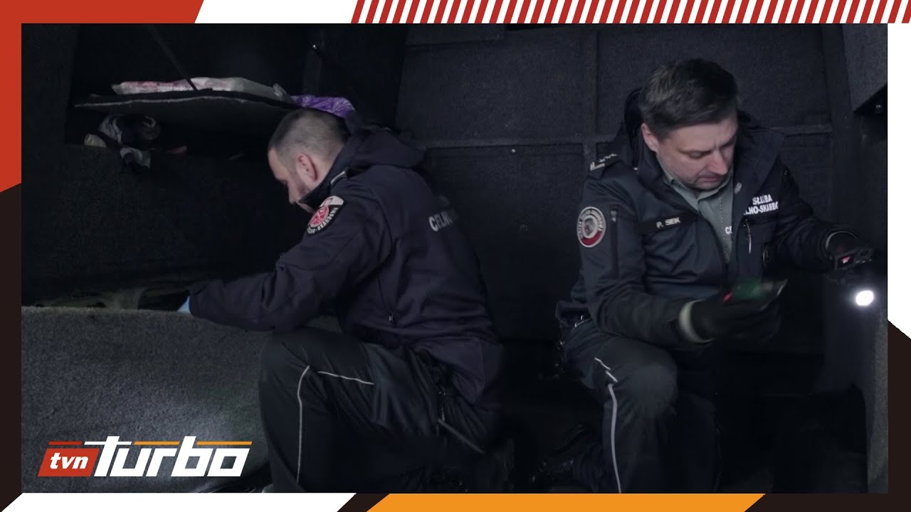 Rozwiercili mu auto na potęgę, bo zewsząd wysypywała się kontrabanda! | Nic do zgłoszenia