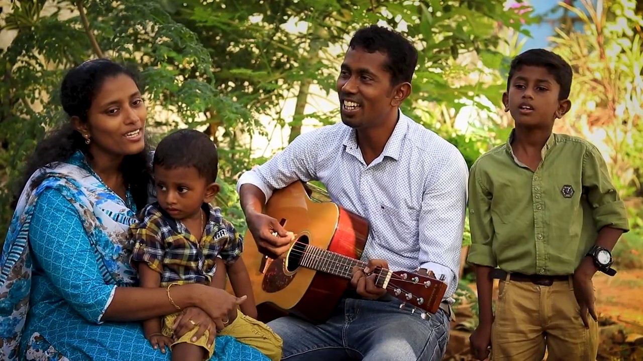 Paava Naasar Patta Kaayam Song | Robin & Family | Tamil Christian Song