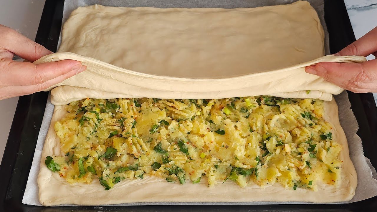 ‪Patates Aldığımda Hemen Yapıyorum Yiyenler Bayılıyor hayatımda yediğim en lezzetli börek tarifi