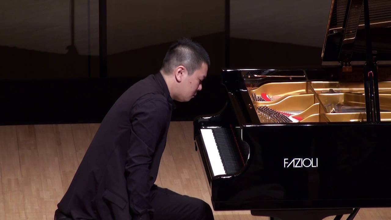 Kapustin : Day Break Op.26 & Paraphrase on 