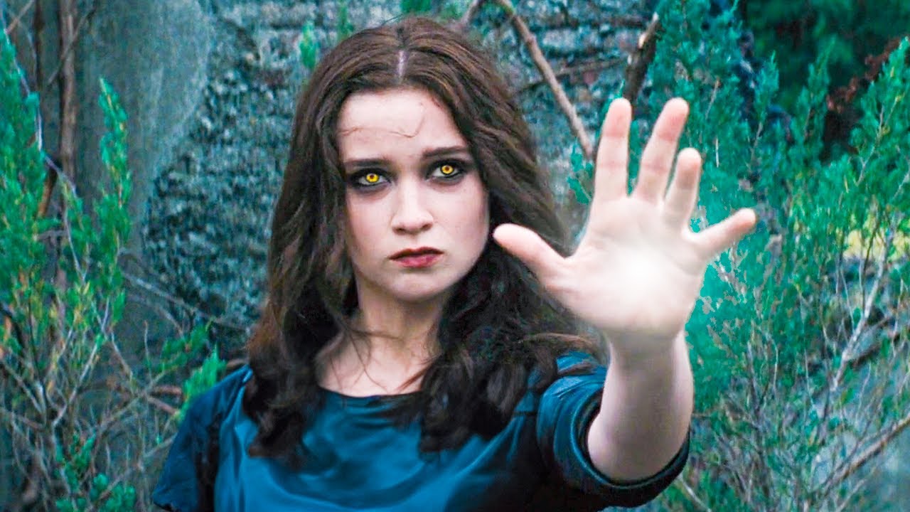 Девочка не знает, что ее новая суперспособность — это проклятие злого духа