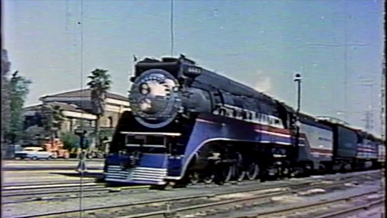 SP 4449 Daylight - American Freedom Train (AFT) Amtrak Special 1977 - Part 3