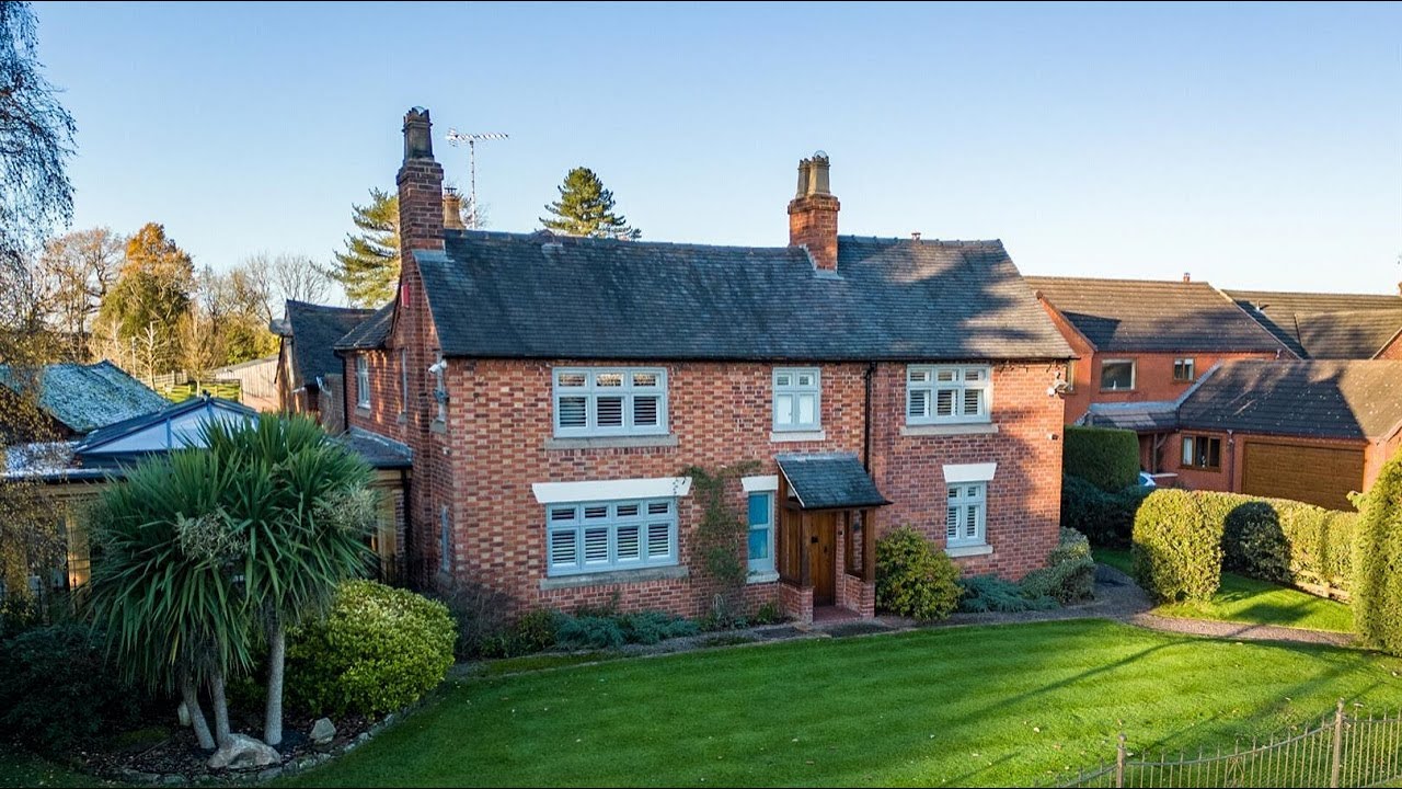 £1,000,000 Equestrian Farmhouse | Property Tour