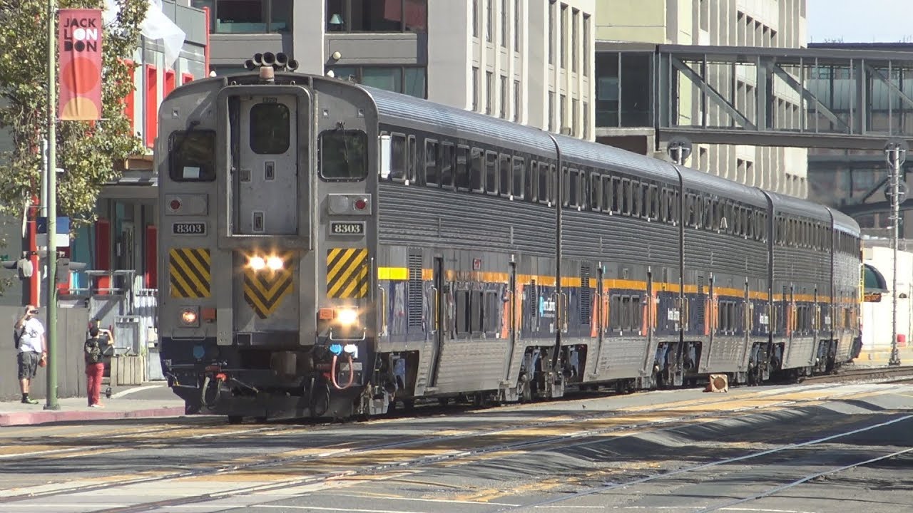 Railfanning Oakland - Jack London Square (w/ Street Running) - 9/15/19