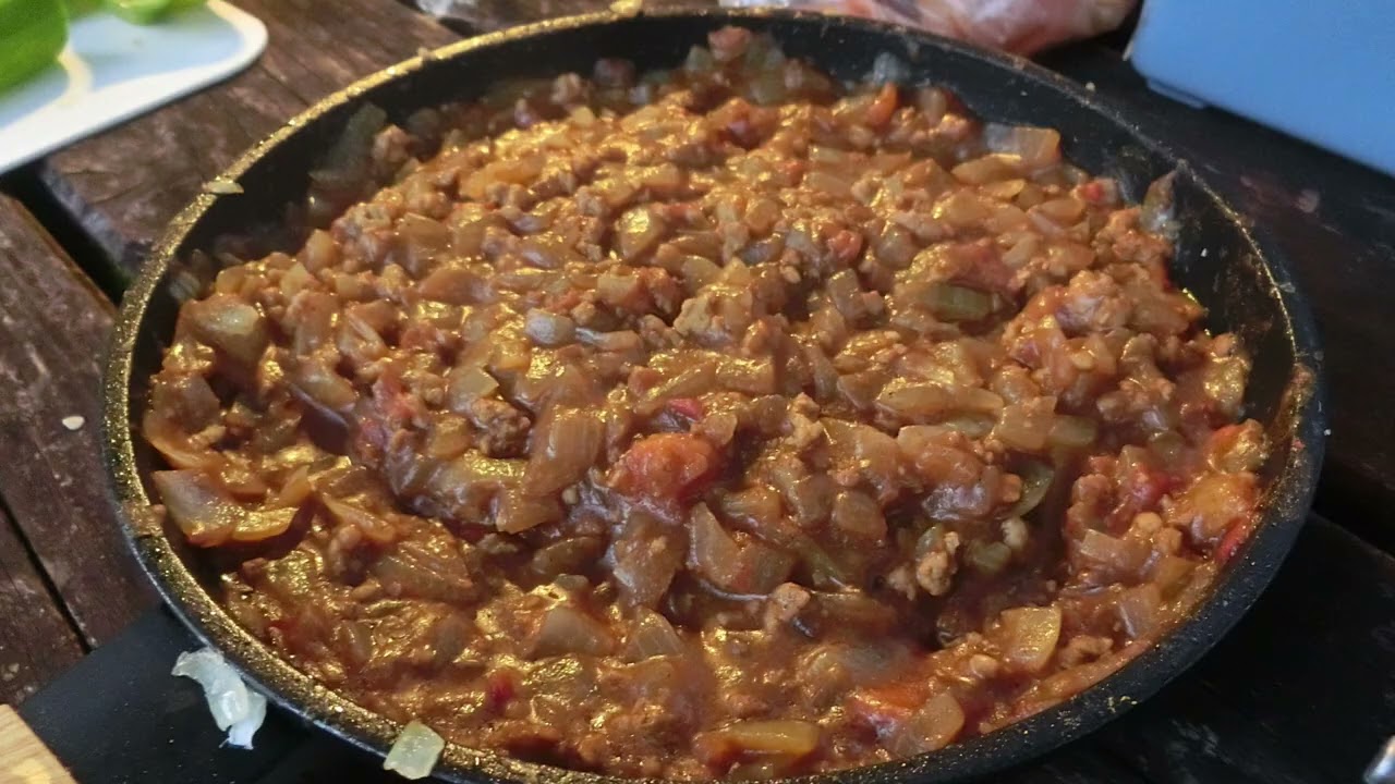 何かに影響されたキーマカレーのピーマン詰めと新しいテントな久々の高原湖畔キャンプ場でソロキャンプ