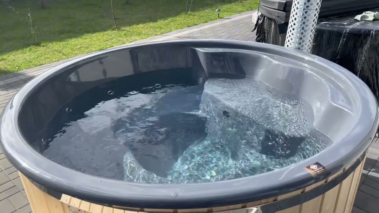 Prezentacja balii ogrodowej z włókna szklanego | WoodyU Twoje Domowe Spa