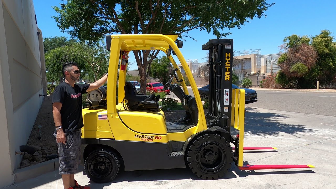HYSTER H50FT 5,000lb LP (Propane) #661K - Forklift for Sale