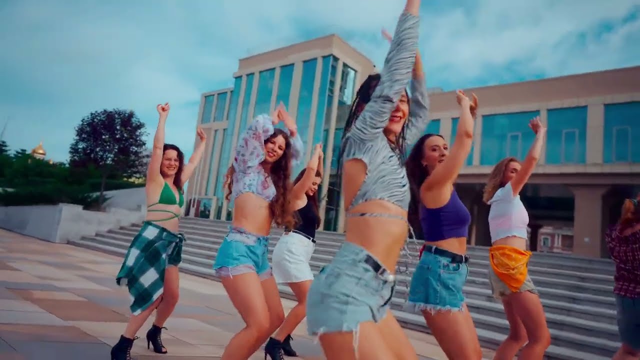 Afroheels by Liza Kozodoi, music by Rema & Rvssian - Beamer (Bad boys)