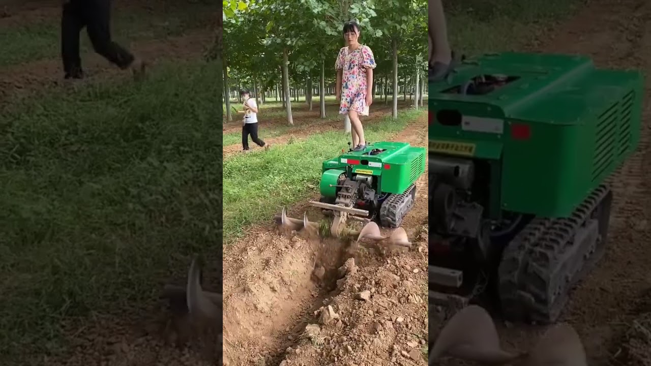 Orchard drainage ditch making machine