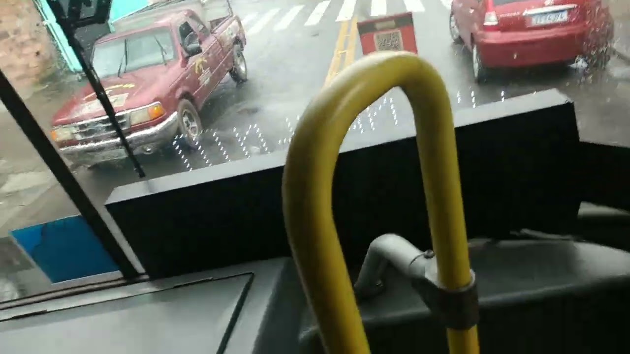 Dicas de conversões e curvas com ônibus.
