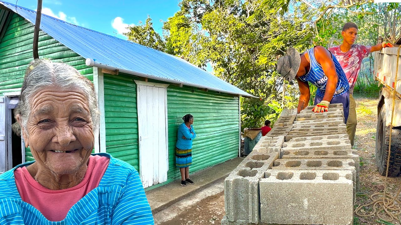 LA ABUELA BENITA FELIZ POR QUÉ RECIBIÓ PARTE DE LOS MATERIALES PARA SU NUEVO BAÑO GLORIA A DIOS 