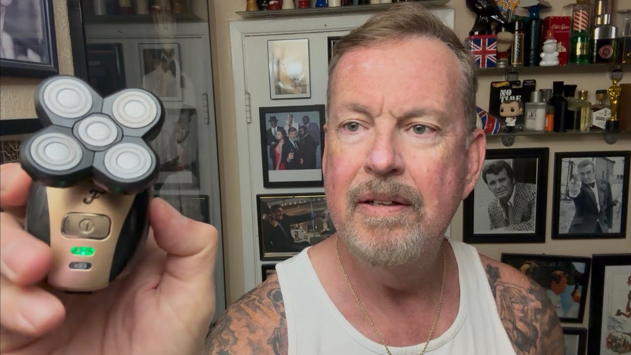 Unboxing and First use of the Freebird FlexSeries™ Shaver. My first use of this popular razor.